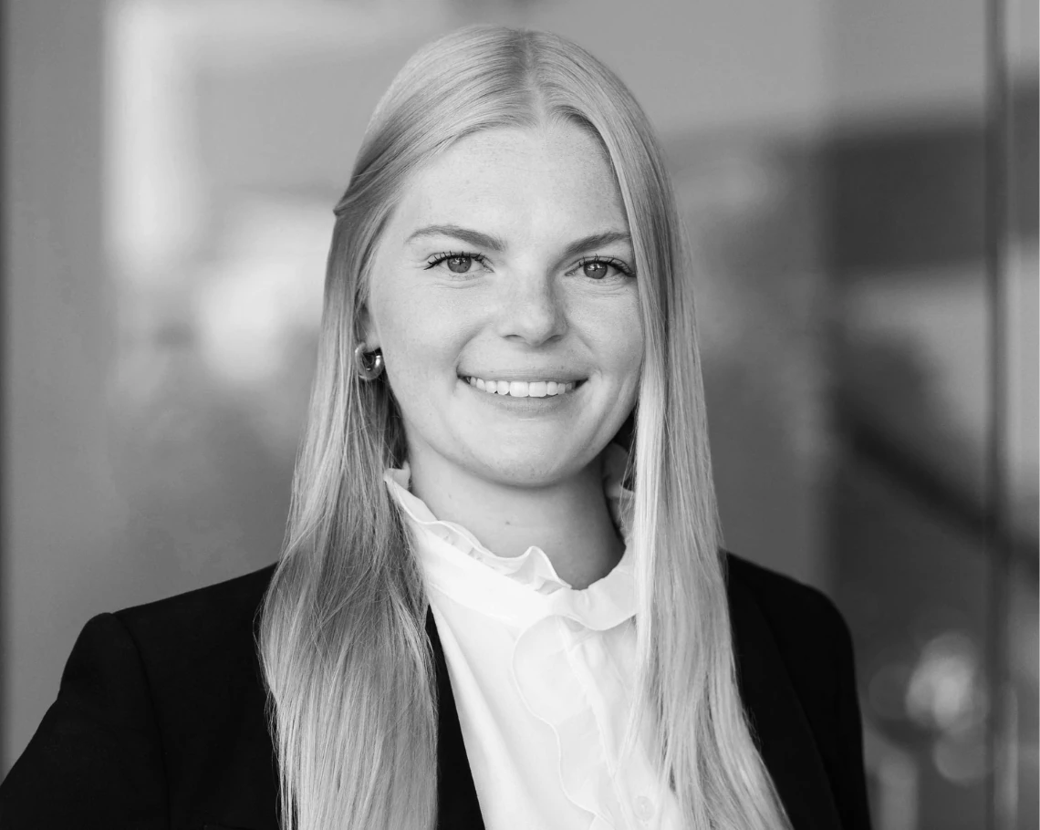 Mari B. Hummel, associate financial advisor